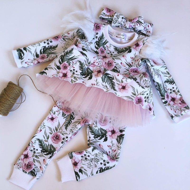 Conjuntos de invierno con estampado floral y tul para niña
